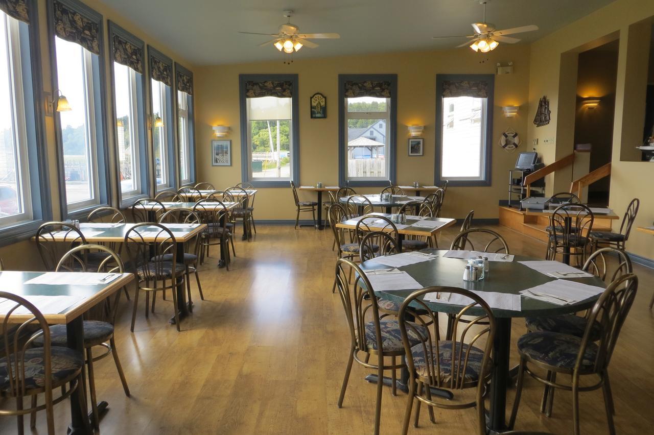Parkland Village Inn 阿尔马 外观 照片