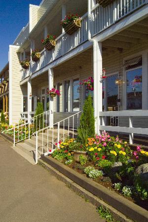 Parkland Village Inn 阿尔马 外观 照片