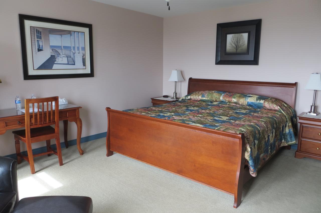 Parkland Village Inn 阿尔马 外观 照片